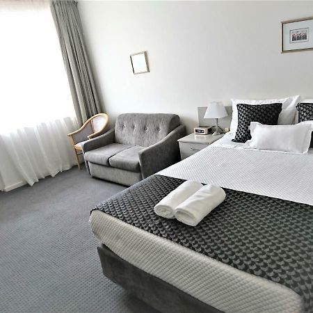Glenelg Beach Gateway Studio Apartment Eksteriør billede
