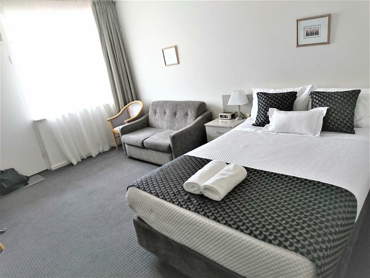Glenelg Beach Gateway Studio Apartment Eksteriør billede